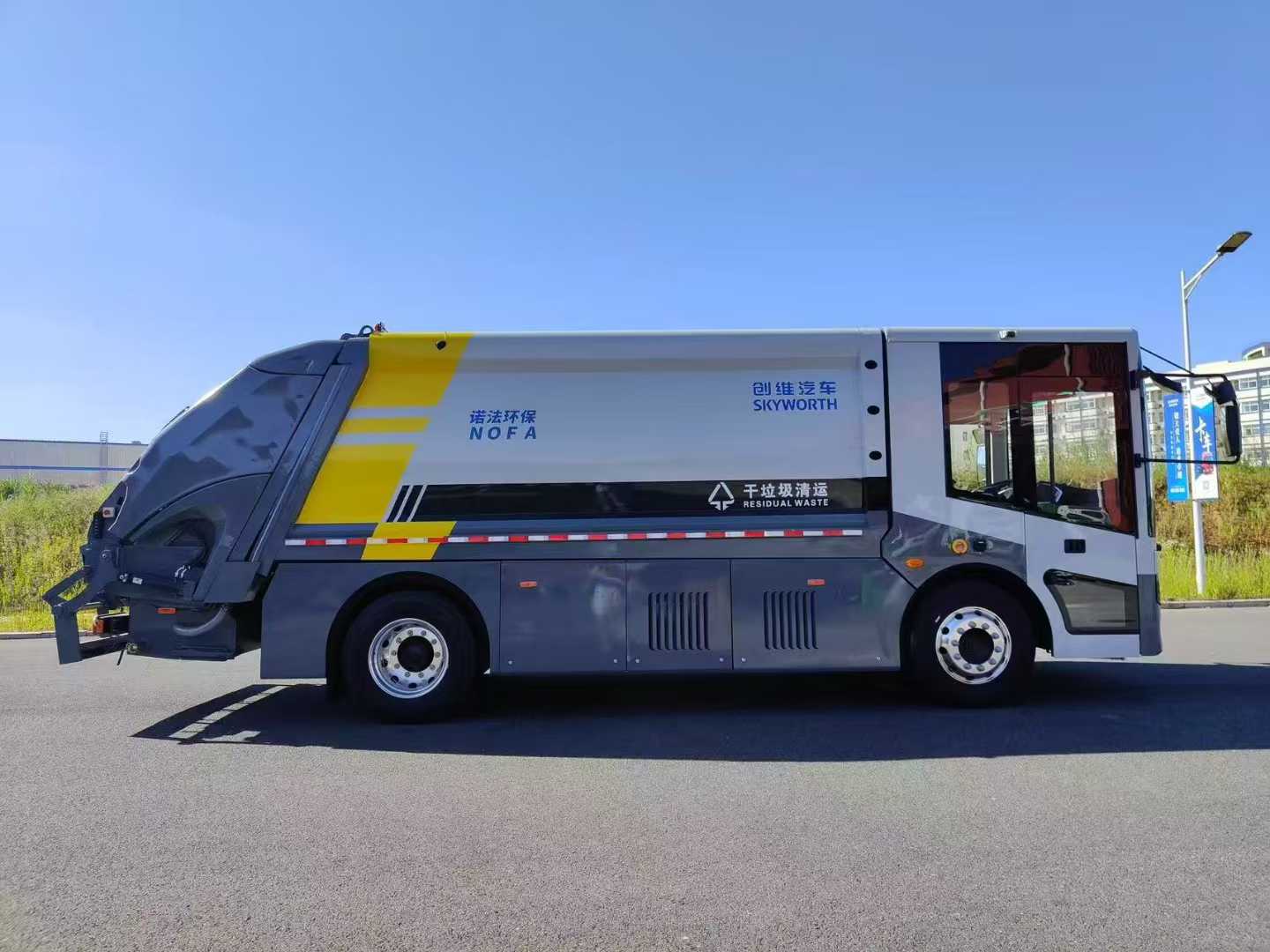 創(chuàng)維18噸純電動壓縮式垃圾運(yùn)輸車圖片3
