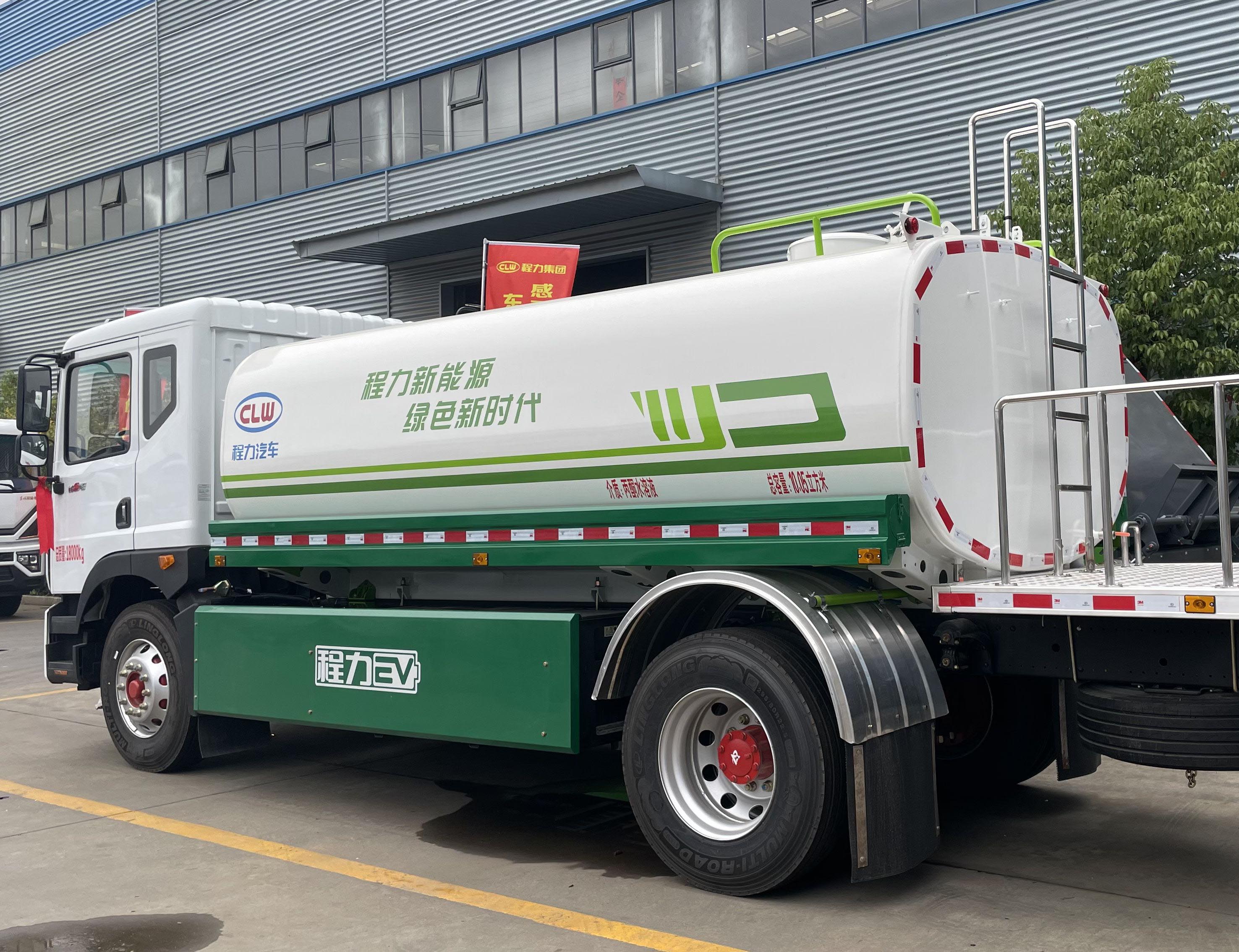 東風(fēng)凱普特12方純電動(dòng)綠化噴灑車(chē)圖片4